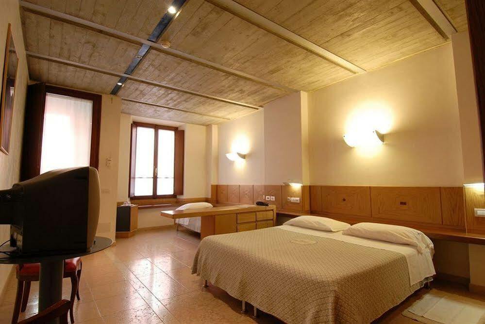 Hotel Bianchi Stazione Mântua